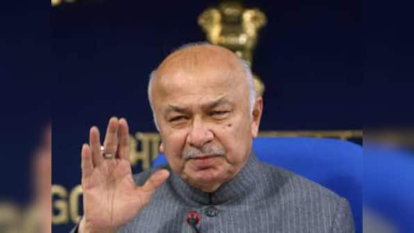 HC sets aside Sushilkumar Shinde's caste certificate