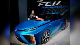 CES 2014: Toyota Hydrogen car that emits water vapor on sale in 2015