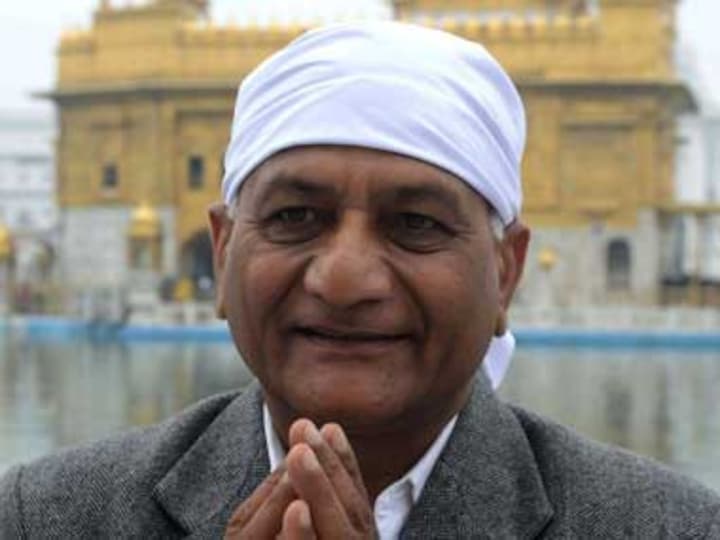 VK Singh fails to appear before J&K panel, summons issued