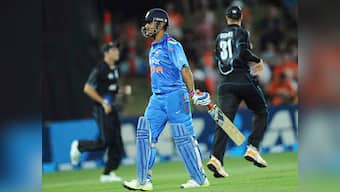 India's No.4 and No.5 batsmen haven't been consistent: Dhoni