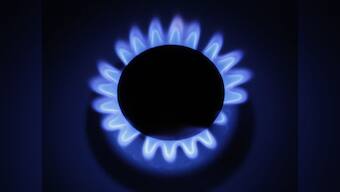 Centre notifies new gas pricing formula, doubles rate to $8.4