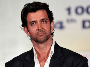 Dear Hrithik Roshan, late much? Actor tweets now asking if 'the dress' is blue or white Dear Hrithik Roshan, late much? Actor tweets now asking if 'the dress' is blue or white