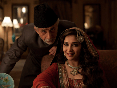 Madhuri Dixit's 'Dedh Ishqiya' grosses Rs 10 cr at box office Madhuri Dixit's 'Dedh Ishqiya' grosses Rs 10 cr at box office
