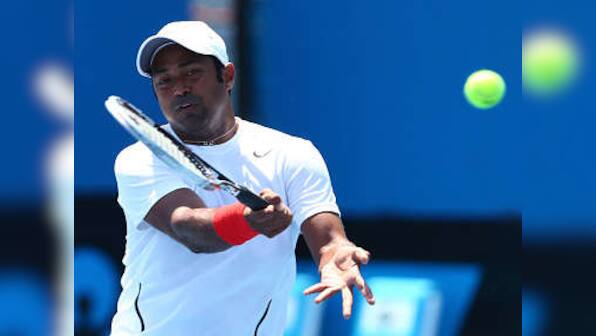 Paes-Stepanek in Australian Open quarters, Bopanna-Qureshi lose