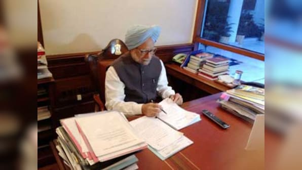  Manmohan Singh using Assam for political advantages: BJP