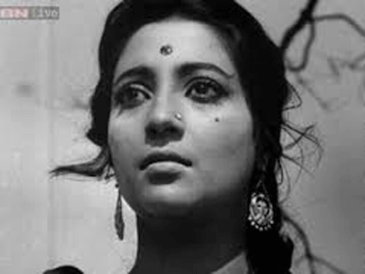 Sheikh Hasina mourns death of Suchitra Sen