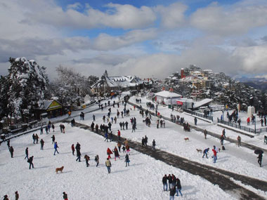 Shimla, Manali get fresh round of snowfall Shimla, Manali get fresh round of snowfall