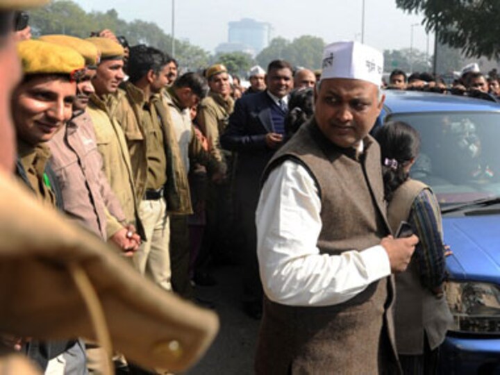 Somnath Bharti controversy: Kejriwal meets Delhi Lt Governor