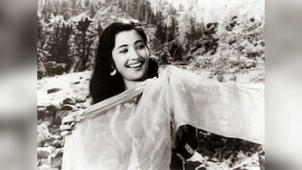 PM condoles 'graceful' Suchitra Sen's death