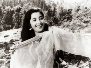 PM condoles 'graceful' Suchitra Sen's death PM condoles 'graceful' Suchitra Sen's death