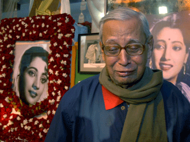 Bengal names road after Suchitra, to erect a monument in her honour Bengal names road after Suchitra, to erect a monument in her honour