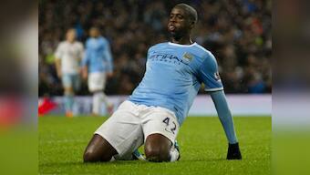 While United struggle, City cruise to 6-0 win