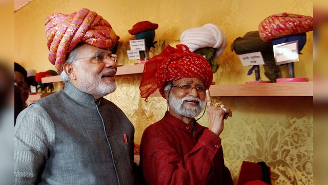 Photos The Different Headgear Avatars Of Narendra Modi Firstpost