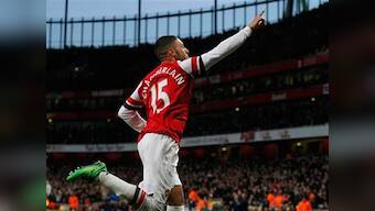 EPL: Oxlade-Chamberlain sends Arsenal top; Liverpool held