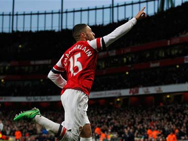 EPL: Oxlade-Chamberlain sends Arsenal top; Liverpool held EPL: Oxlade-Chamberlain sends Arsenal top; Liverpool held