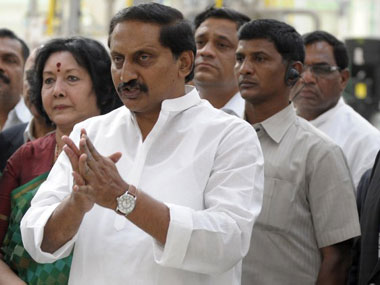 Amid speculations of resigning, Kiran Reddy meets Andhra governor Amid speculations of resigning, Kiran Reddy meets Andhra governor