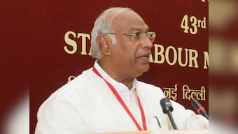 PAC chairman cannot summon AG, CAG on Rafale before entire panel, says member; majority against proposal by Mallikarjun Kharge