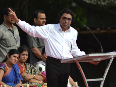 MNS stir: Raj Thackeray gets notice from cops MNS stir: Raj Thackeray gets notice from cops