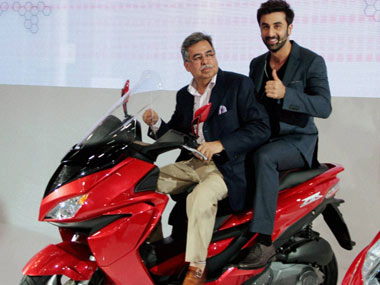 Photo caption: Ranbir rides with Hero boss- 'Mere baap pehle aap' Photo caption: Ranbir rides with Hero boss- 'Mere baap pehle aap'