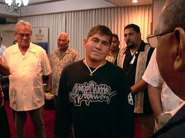 Jose Salvador Alvarenga, bids farewell to Marshall Islands President Christopher Loeak: AP