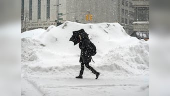 Winter storm leaves 25 dead in US East Coast