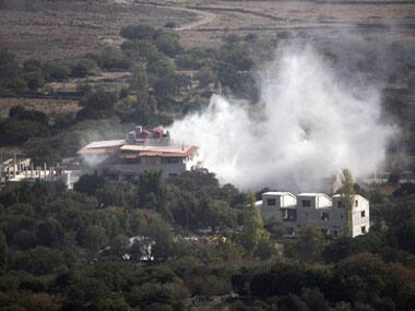Syrian warplanes strike rebel-held Yabroud near Lebanon border