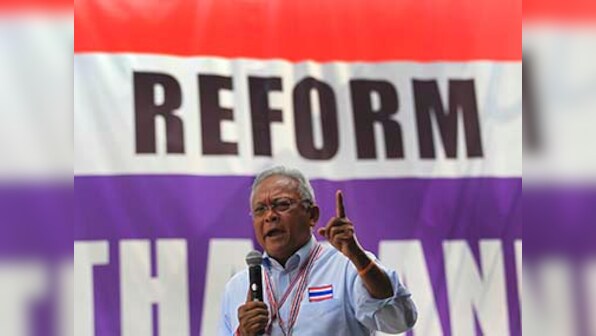 Explosion and gunfire amidst anti-govt protests in Bangkok