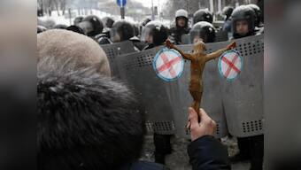 Ukraine: Police say 20 officers wounded by gunfire in Kiev 