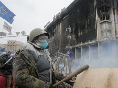 Facing financial collapse, Ukraine is a costly prize for EU and US  Facing financial collapse, Ukraine is a costly prize for EU and US
