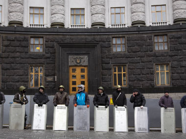 Ukraine's new interim prez talks of return to European integration Ukraine's new interim prez talks of return to European integration