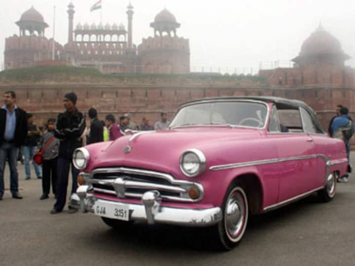 From 1929 Rolls Royce to '33 Hudson: Vintage cars take a ride on Delhi's streets From 1929 Rolls Royce to '33 Hudson: Vintage cars take a ride on Delhi's streets