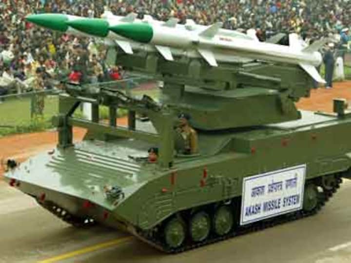 India test fires surface-to-air Akash missile 