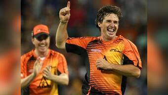 Brad Hogg advises against cancellation of T20 World Cup, says use chartered flights to bring players, get them tested