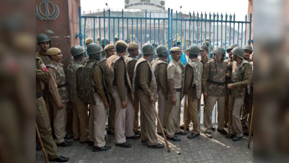 Delhi HC directs police to get rid of quacks