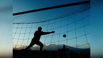 Football's rule-makers to discuss use of video replays