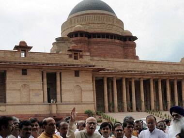 Lok Sabha adjourned till noon after Telangana protests 