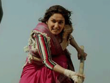 Gulaab Gang: Why Madhuri beating a man won't damage Sampat Pal's reputation Gulaab Gang: Why Madhuri beating a man won't damage Sampat Pal's reputation
