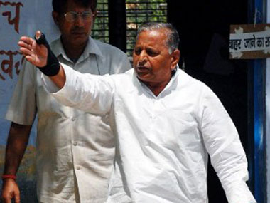 BJP forced Congress to defer Communal violence Bill: Mulayam BJP forced Congress to defer Communal violence Bill: Mulayam