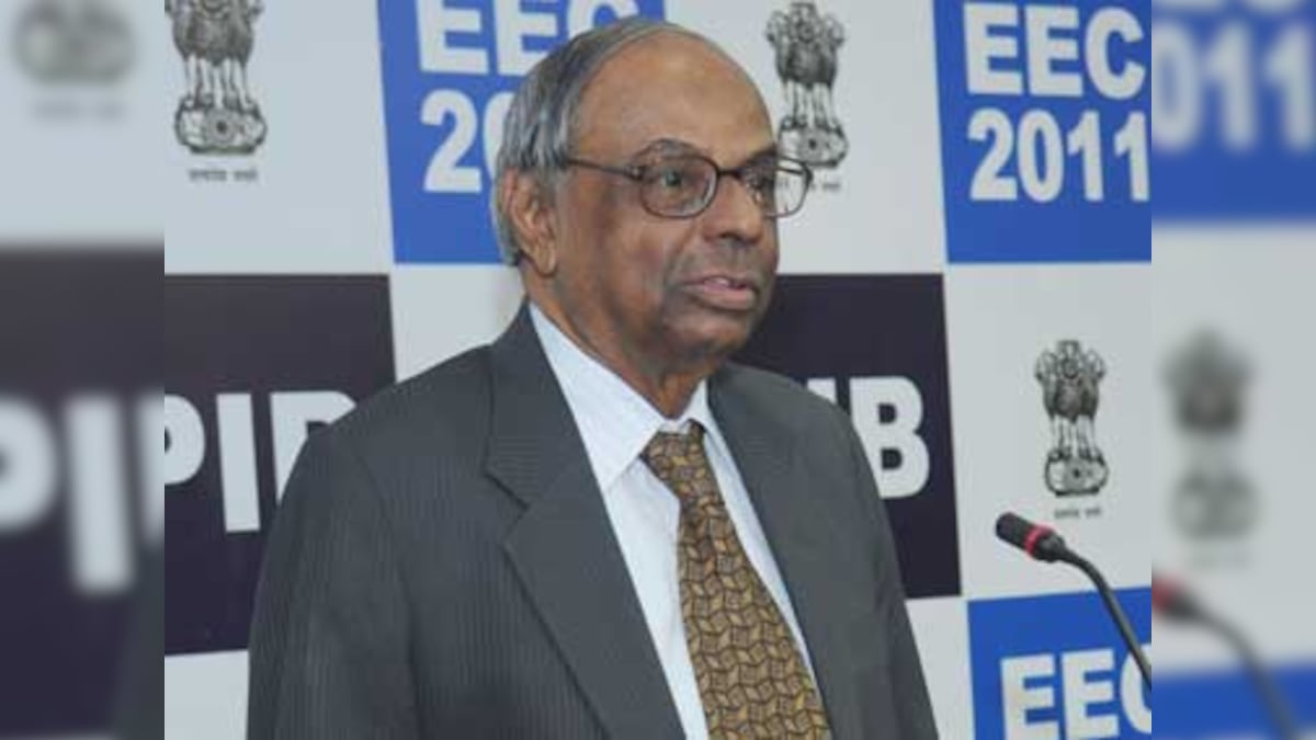 Former RBI governor C Rangarajan says banks recapitalisation should be done through cash