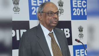 Former RBI governor C Rangarajan says banks recapitalisation should be done through cash