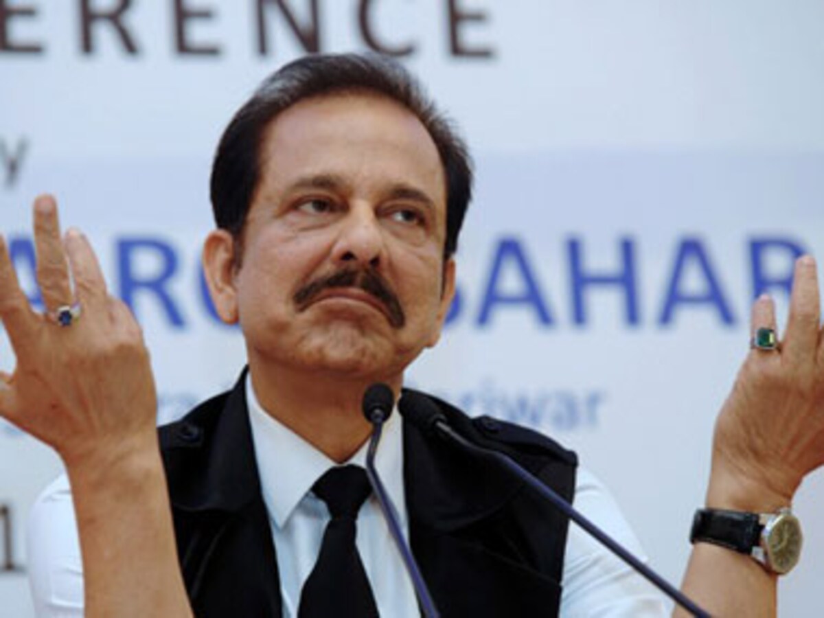 In sons' absence, 16-year-old grandson to perform Subrata Roy's last rites  today