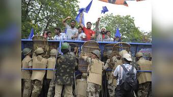 PM wants Andhra bifurcation to be 'peaceful'