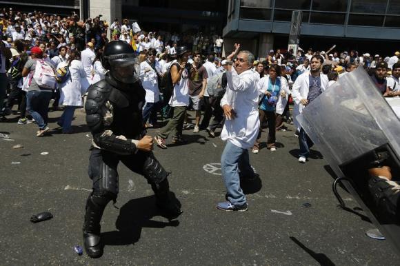 Chilean is first foreign fatality in Venezuela unrest Chilean is first foreign fatality in Venezuela unrest