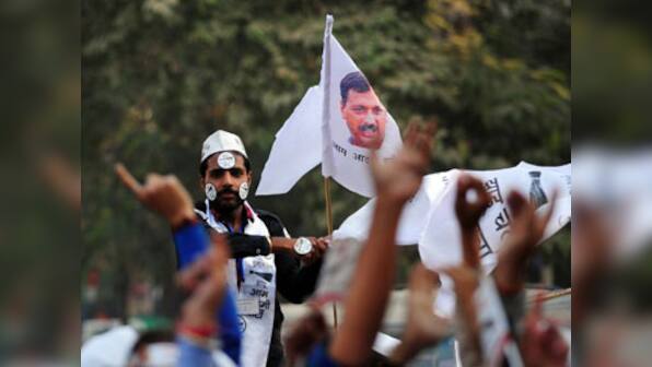 Ex-Lokayukta of Karnataka blames both AAP, BJP for clash