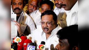 After expulsion, Alagiri meets Kanimozhi for an hour