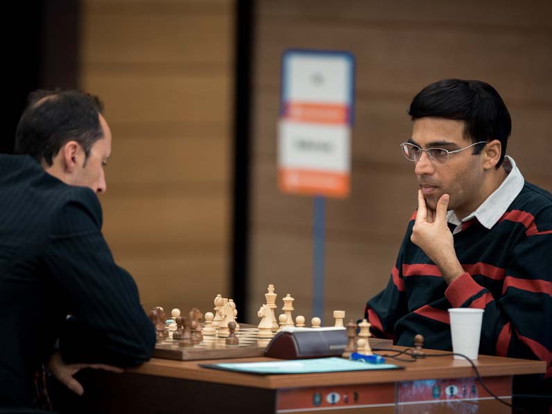 Carlsen beats Polgar to break Kasparov record in London Classic