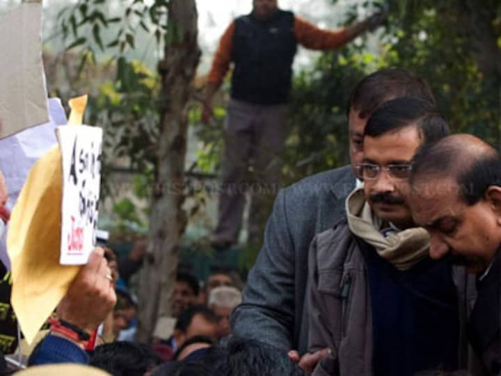 Why is the media blatantly targeting AAP and Kejriwal? 