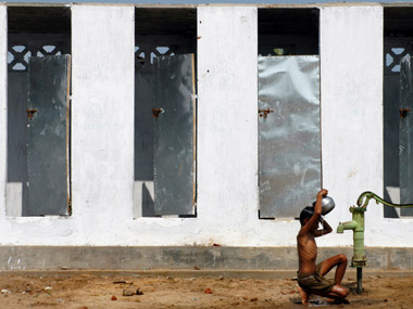 Happy Women's Day! Delhi startup develops device to help ladies pee standing up Happy Women's Day! Delhi startup develops device to help ladies pee standing up