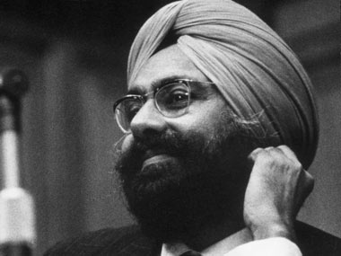 Of love and malice: Khushwant Singh and the Gandhis Of love and malice: Khushwant Singh and the Gandhis