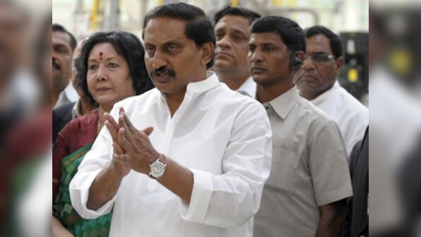 Kiran Reddy, Chiranjeevi hit out at each other over Telangana